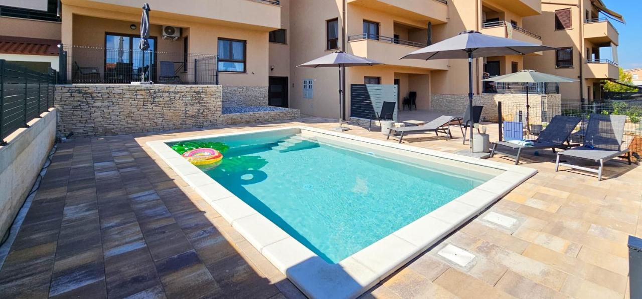 Apartment Bluemare B3 With Shared Pool Лижнян Экстерьер фото